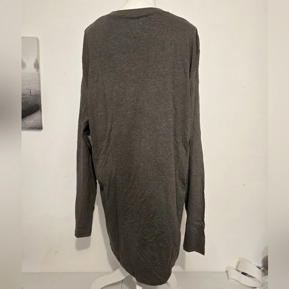 Mens XL NWT Long Length Gray Shirt Rue21 - Picture 5 of 8